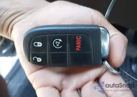 2020 Jeep Renegade Altitude 4X4 из США, поврежденный, VIN ZACNJBBB9LPL29207